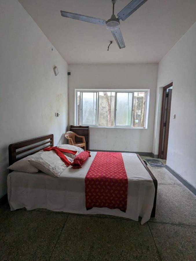 Shiranthi Guest House Раджагирия Экстерьер фото